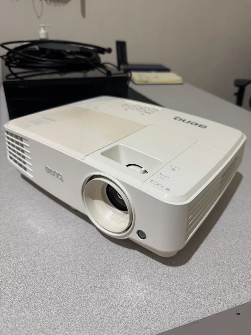 Projetor Multimídia Benq Mx525 - 3200 lumens Hdmi - Super novo