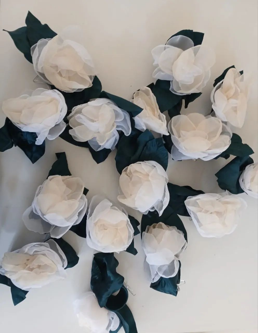 15 porta-guardanapos artesanais de Flor Branca Anel Rosa Argola Pano Tecido Lenço de Mesa - Foto 3