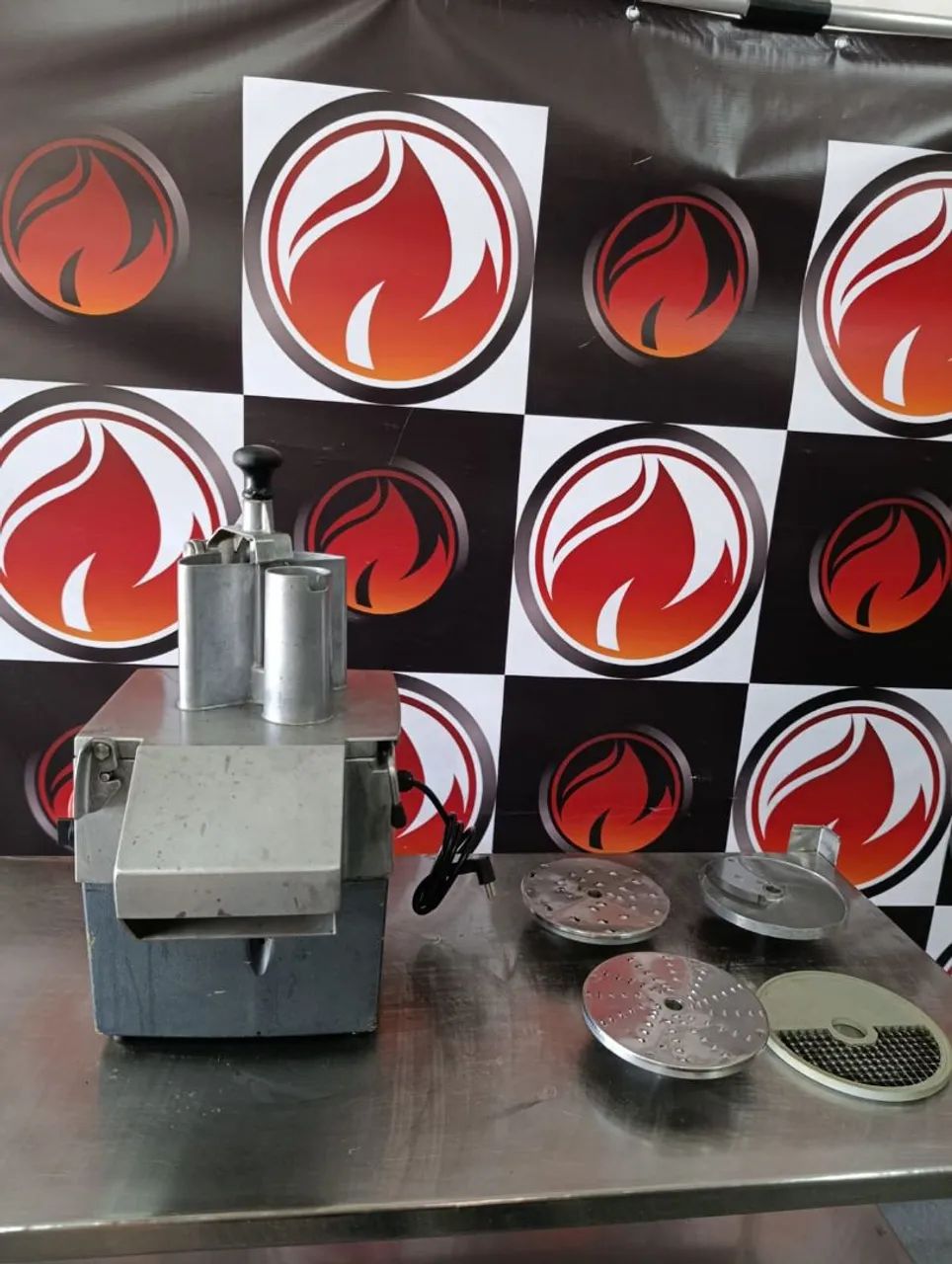 Processador industrial 220V robot coupe modelo  CL 50 funcionando perfeitamente - Foto 5