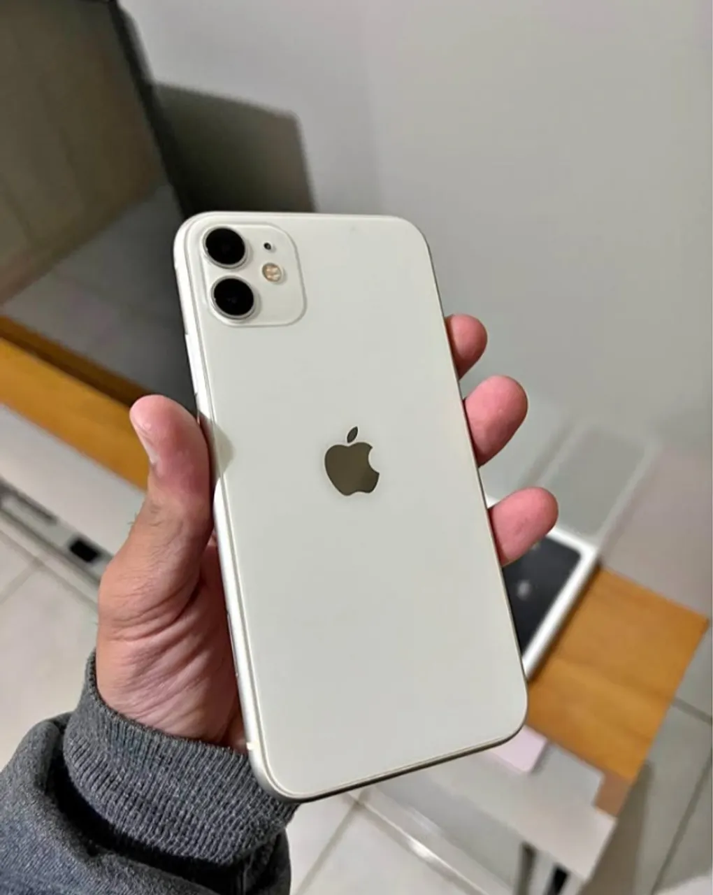 Iphone 11 branco perfeito