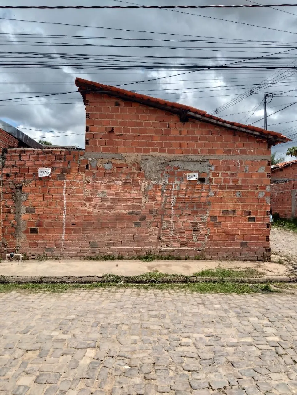 CASA BEM LOCALIZADA PERTO DA UPA DO RENASCENÇA