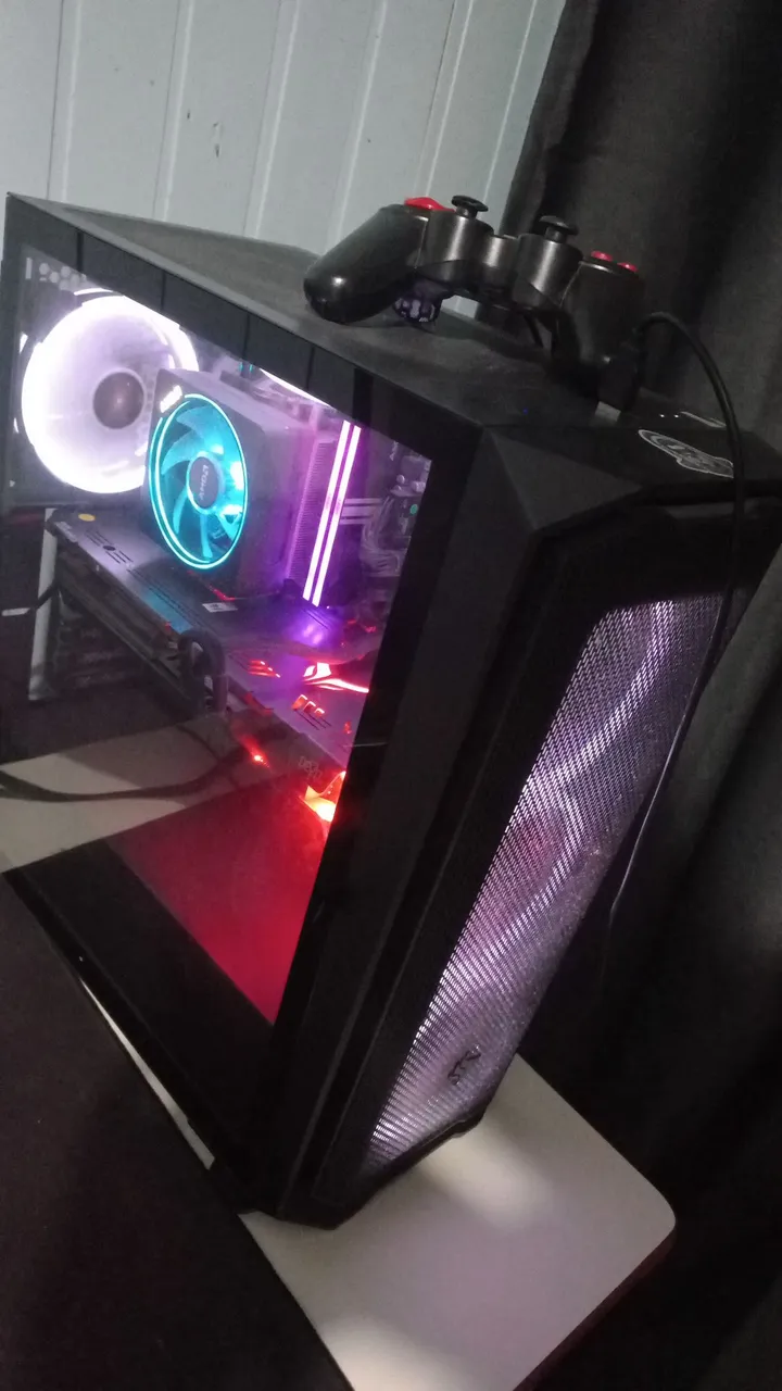PC Gamer com LED e Controle