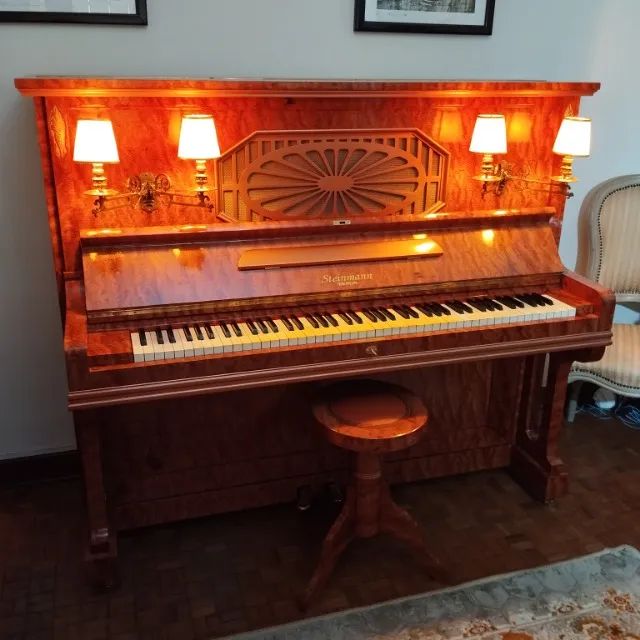 Piano Vertical 1916 da renomada marca alemã Steinmann, todo restaurado, timbre maravilhoso - Foto 2