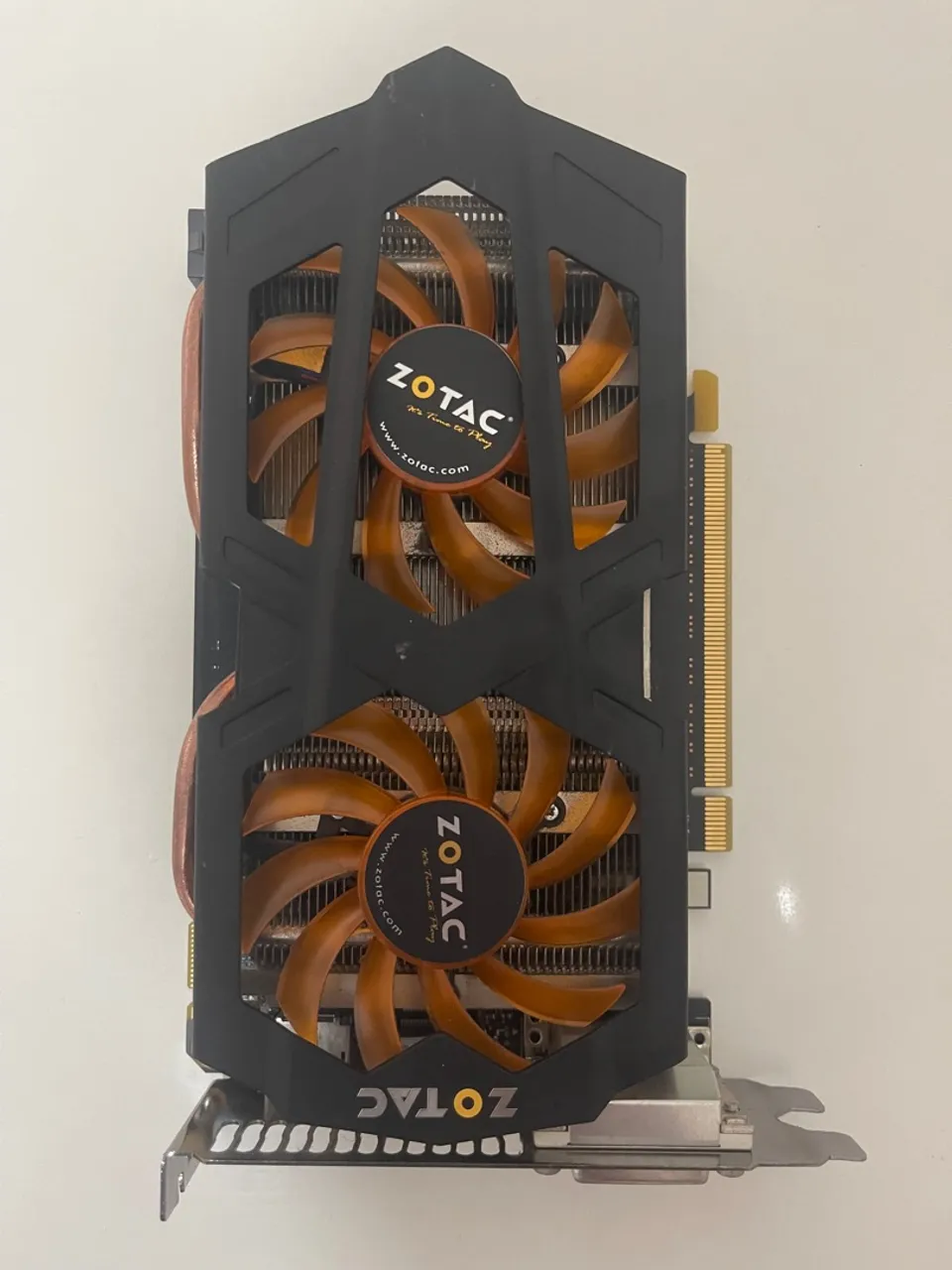 Placa De Vídeo Zotac Nvidia Geforce Gtx660 - 2gb GDR5