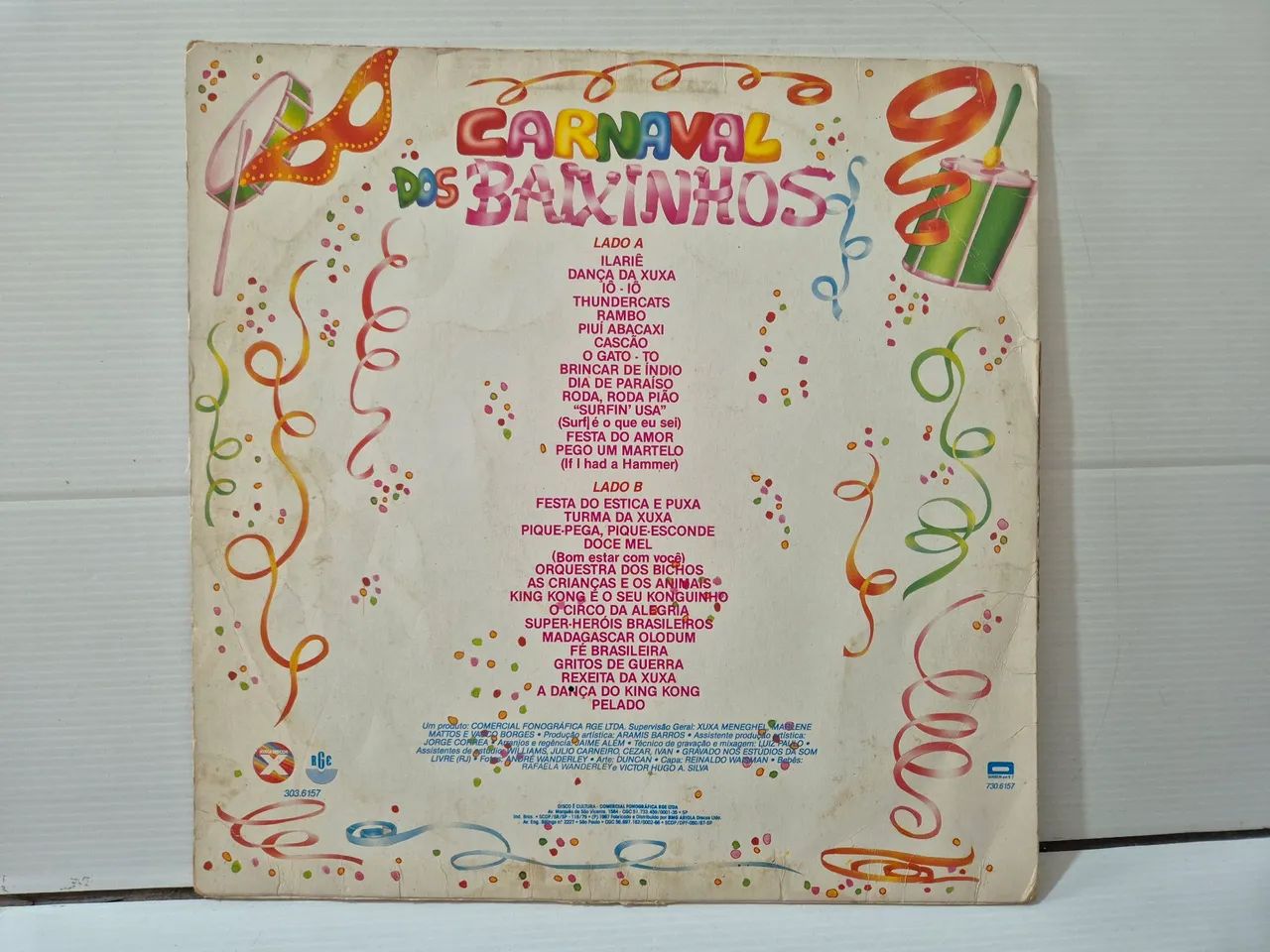 LP Carnaval dos Baixinhos da Xuxa Ilariê (bom estado raro) - Foto 5