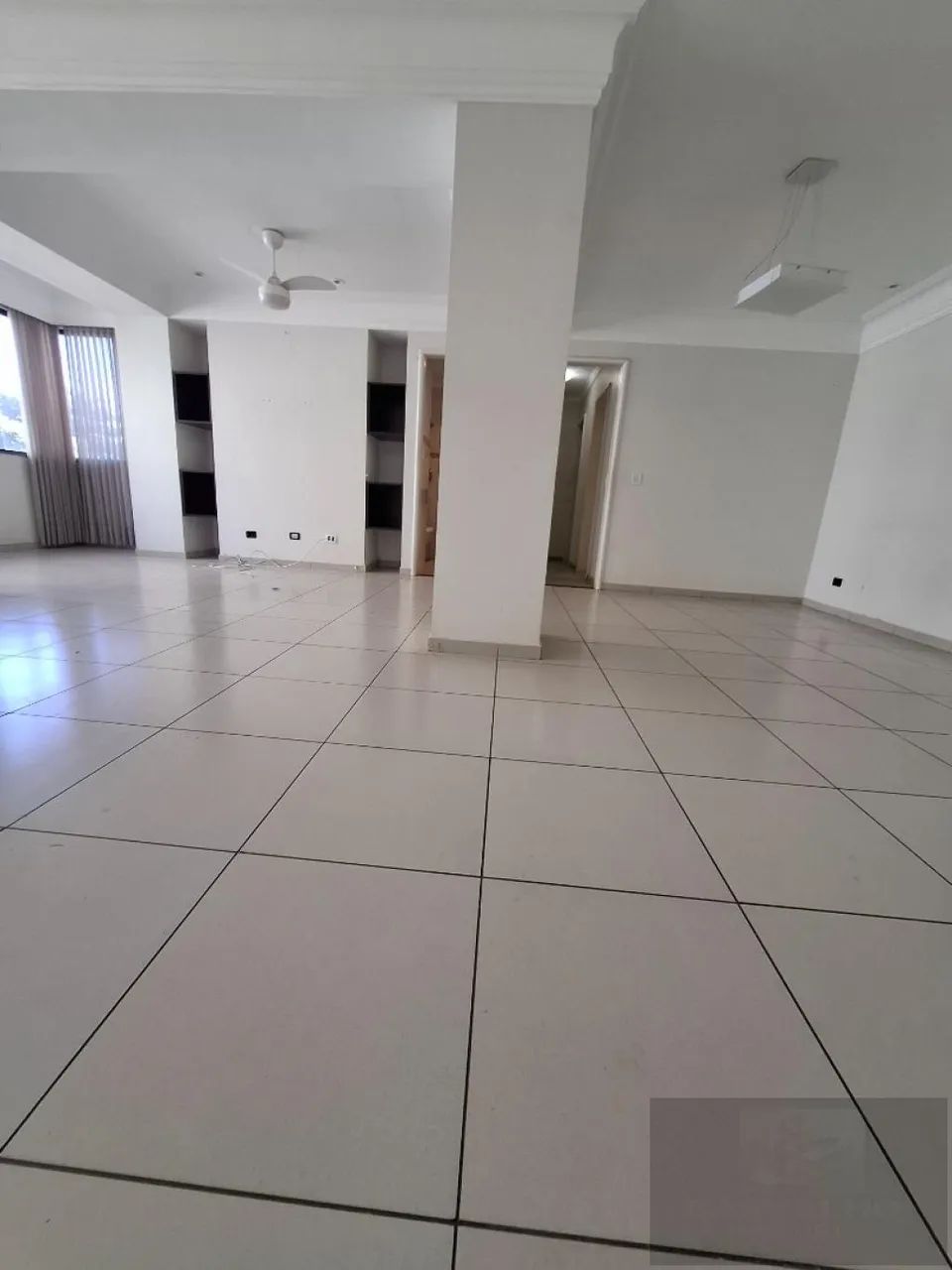 APARTAMENTO DE 3 SUÍTES NO ED. CHAMONIX - Foto 2