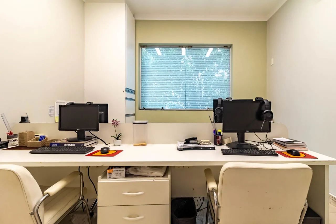 Sala comercial na Rua Tito, 1274 - sobreloja  160 m² - Foto 2