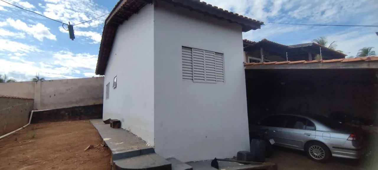 Vendo casa  excelente bairro  - Foto 3