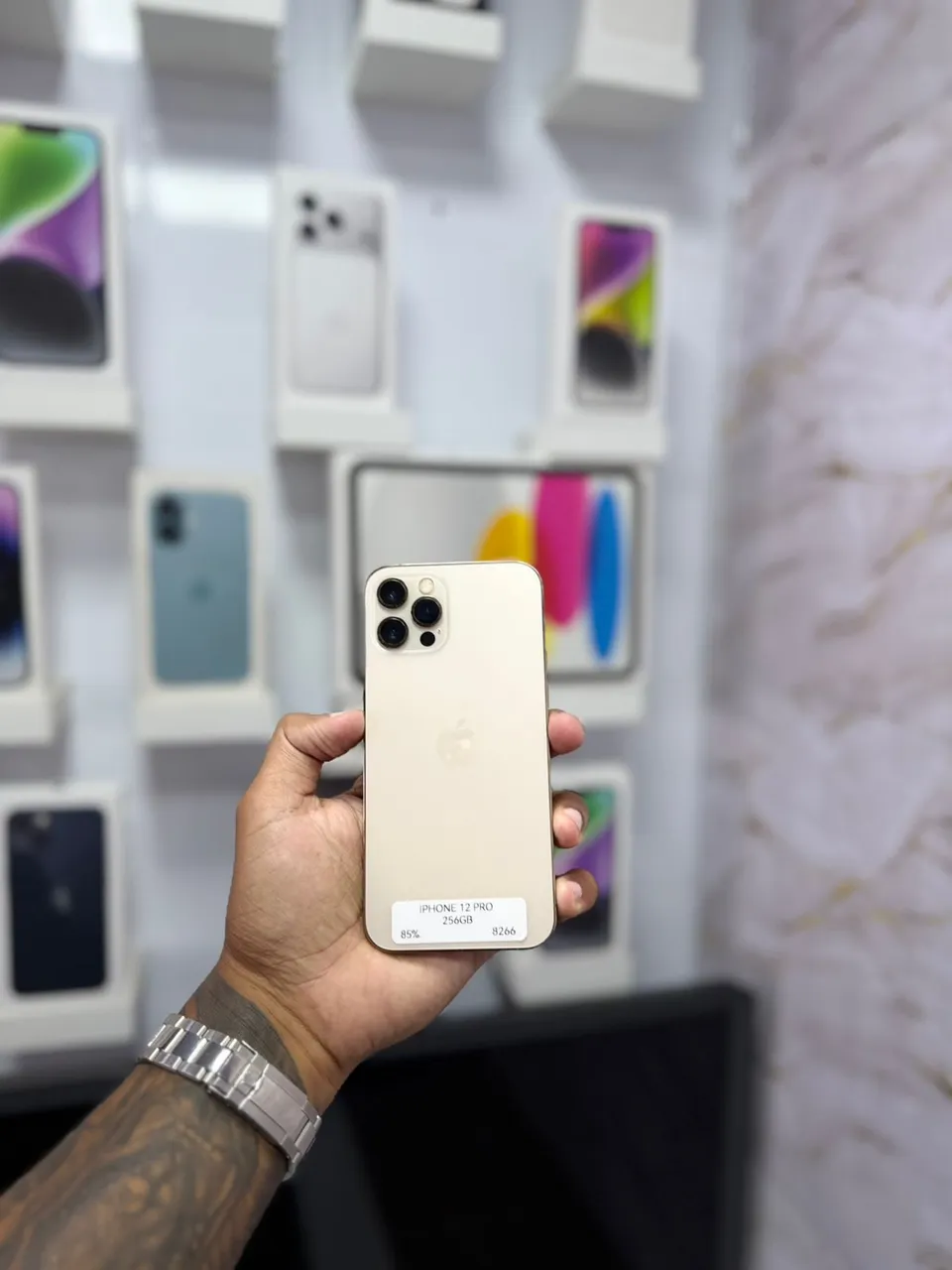 iPhone 12 Pro gold 128gb - Celulares e Smartphones - Ceilândia Sul
