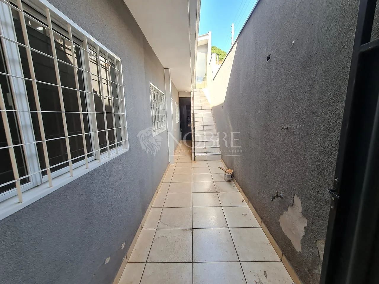 Casa Assobradada no Jardim São Francisco - Maringá - Foto 5