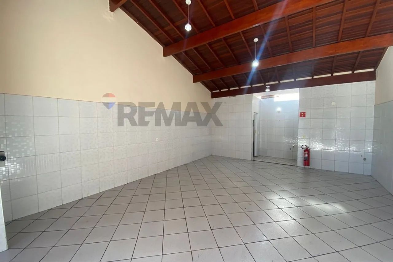 Barracão Comercial no bairro Jardim Tangara, Avenida Angelo Bollis - Foto 3