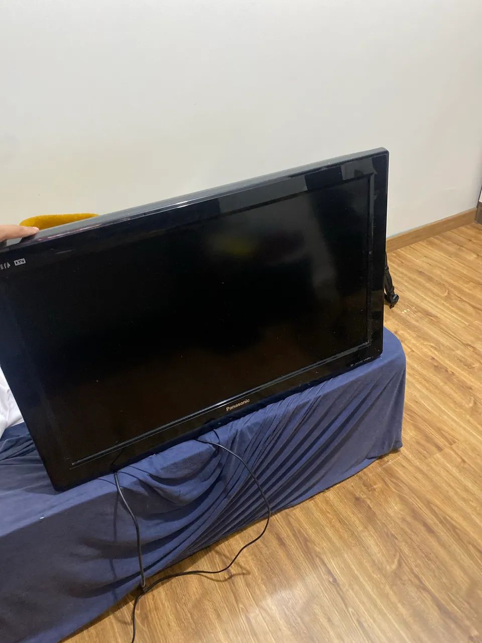 Tv Panasonic LCD MODELO: TC-L32s20b - Foto 3