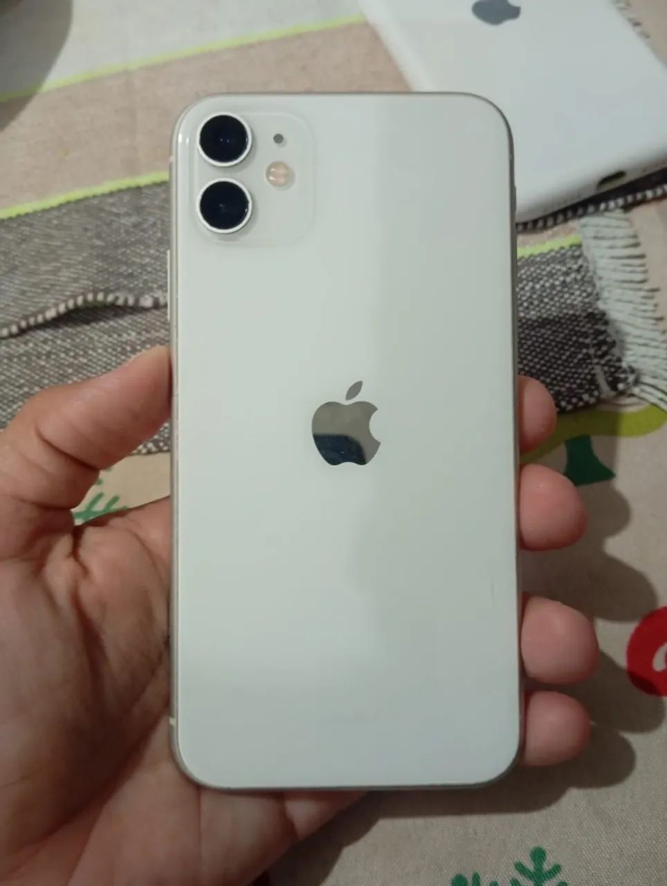 iPhone 11