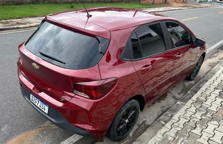 Chevrolet Onix Hatch LT 1.0 12V Flex Mec. 4P 2023 - Foto 4