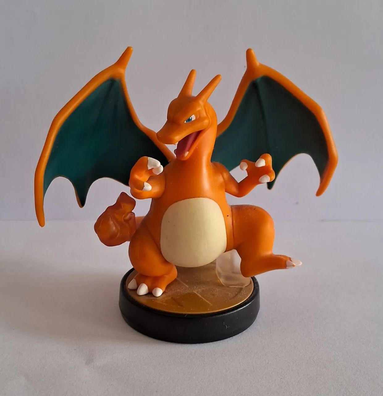 Charizard Pokemon Amiibo Nintendo exatamente como na foto