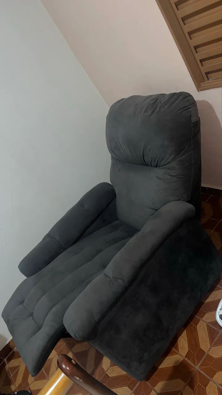 Poltrona reclinável 