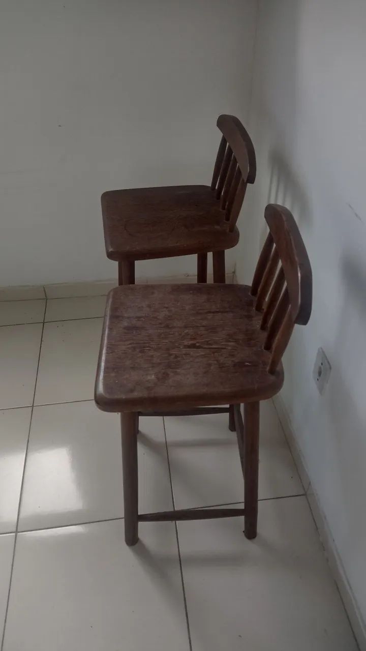 Bancos de madeira maciça  - Foto 2