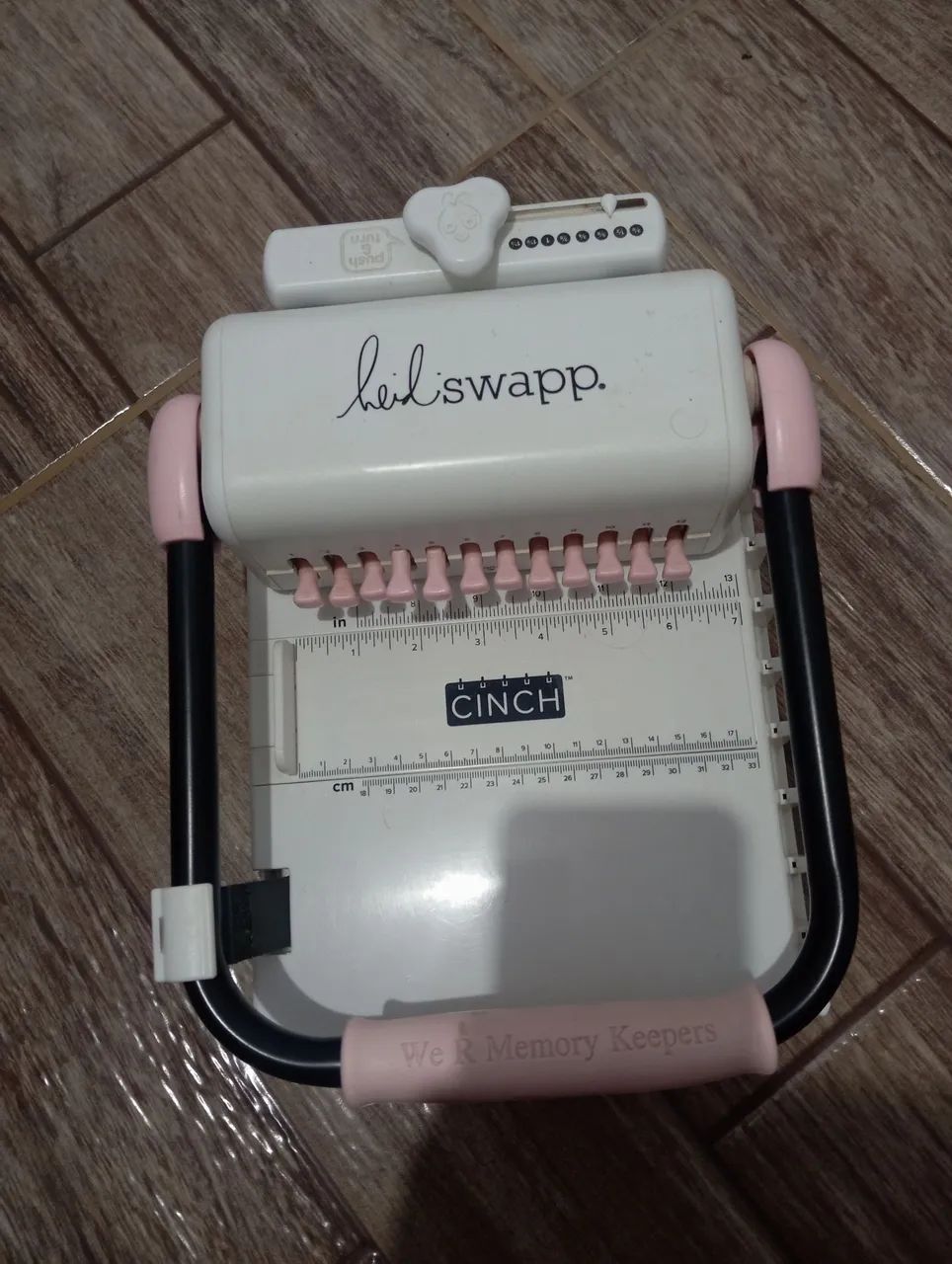 The Cinch Binding Machine432957799415818242
