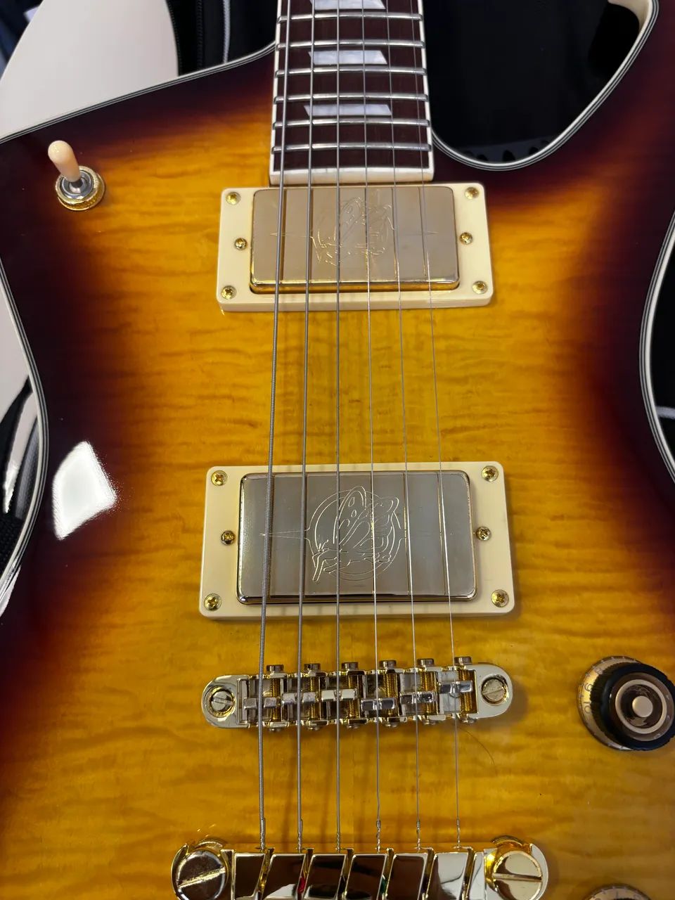 Vendo ou troco guitarra nova sem uso ibanez paul Stanley - Foto 4