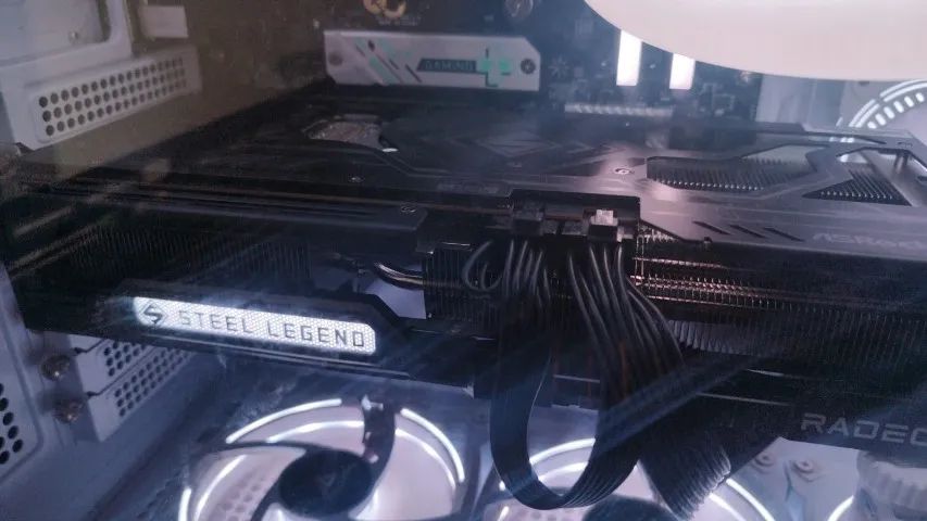 TROCO RX 9070XT STEEL LEGEND  - Foto 3