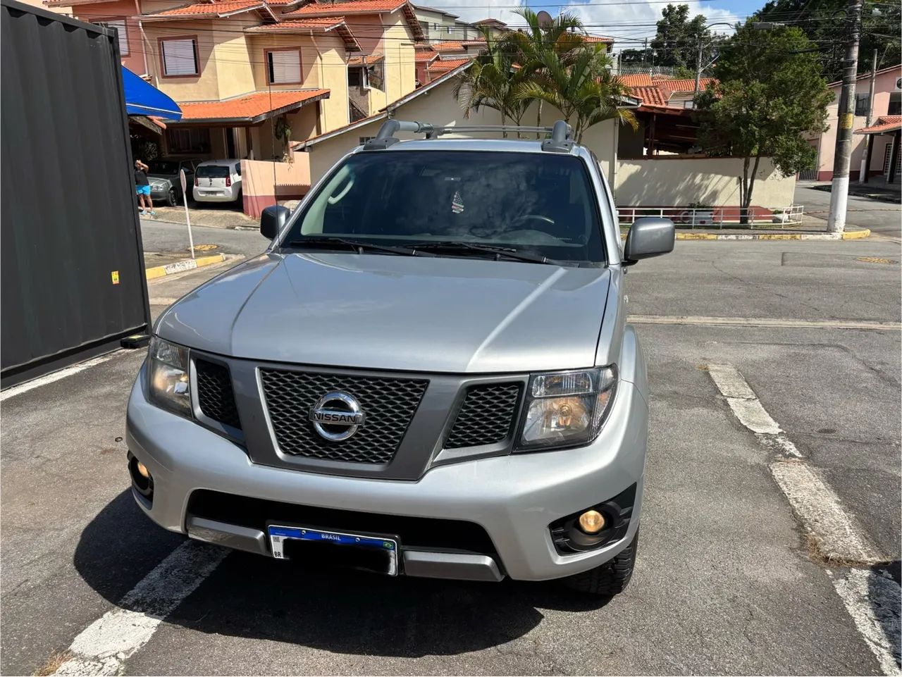 Nissan Frontier SV AT.CD 4X4 2.5 TB DIESEL MEC. 2014