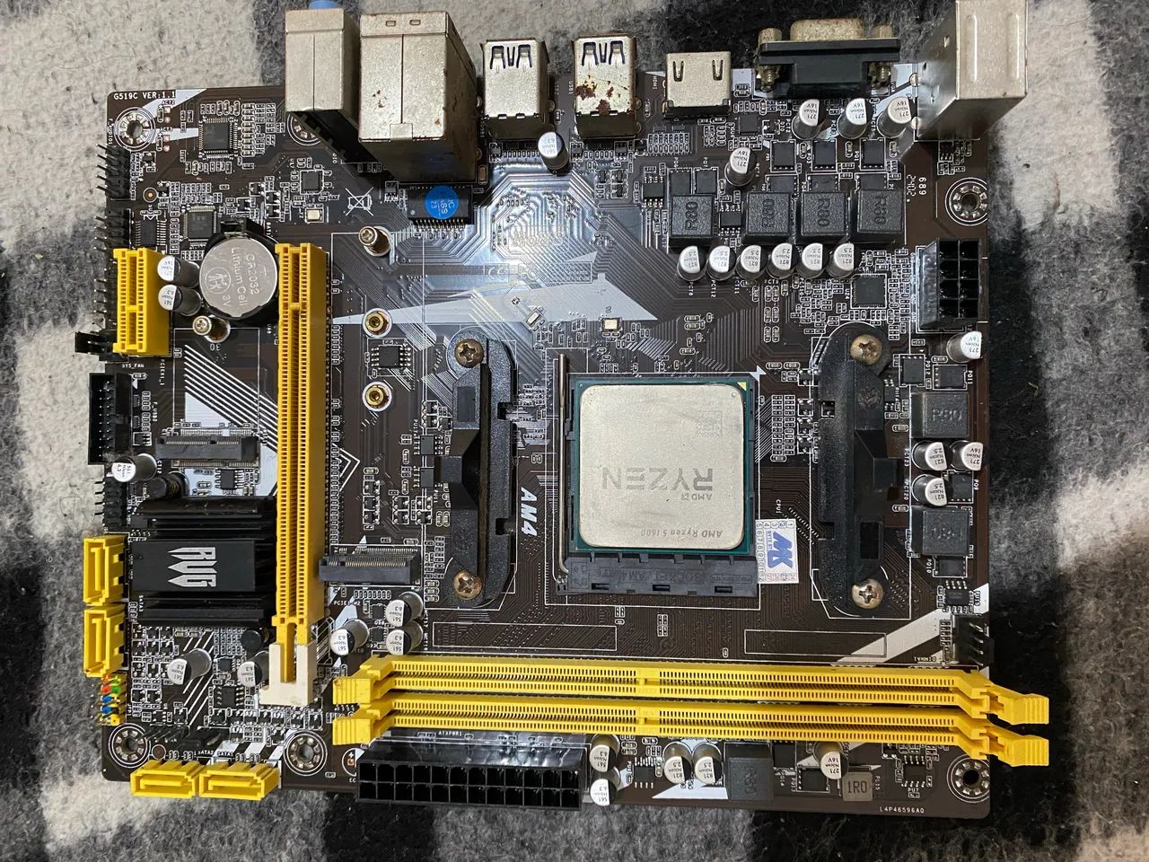 placa mae com processador ryzen 5 1600 - Foto 2