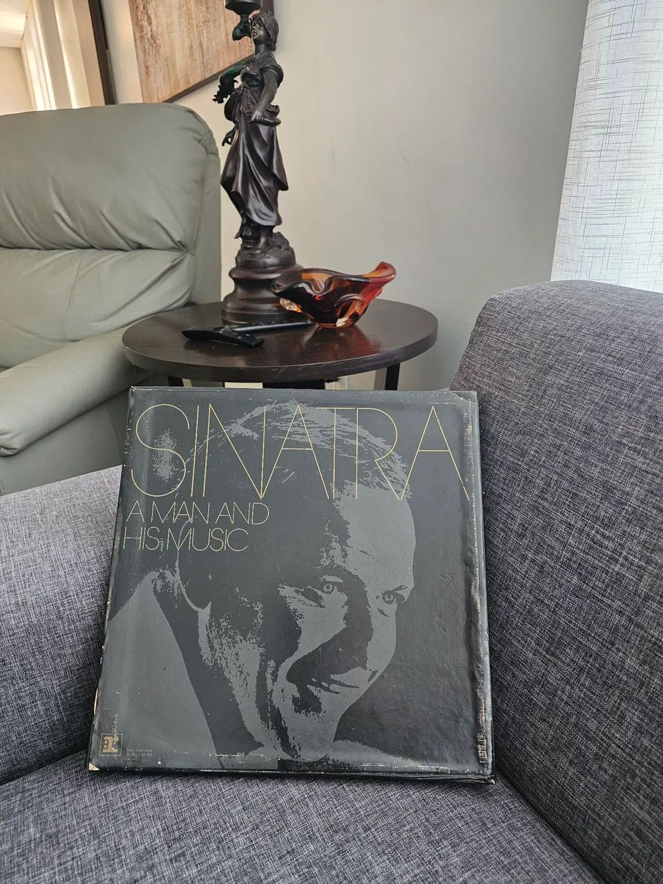 MACO　CD DVDセット Box 6 Lps Frank Sinatra- A man and história music Imperdoável