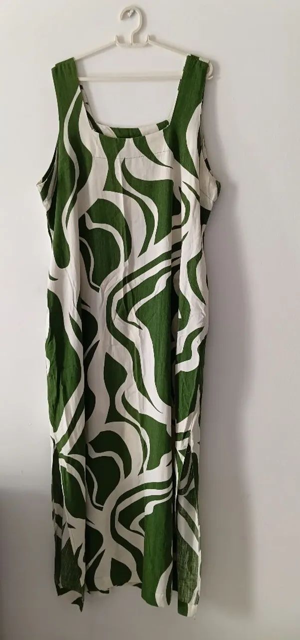 Roupas XG novas e usadas
