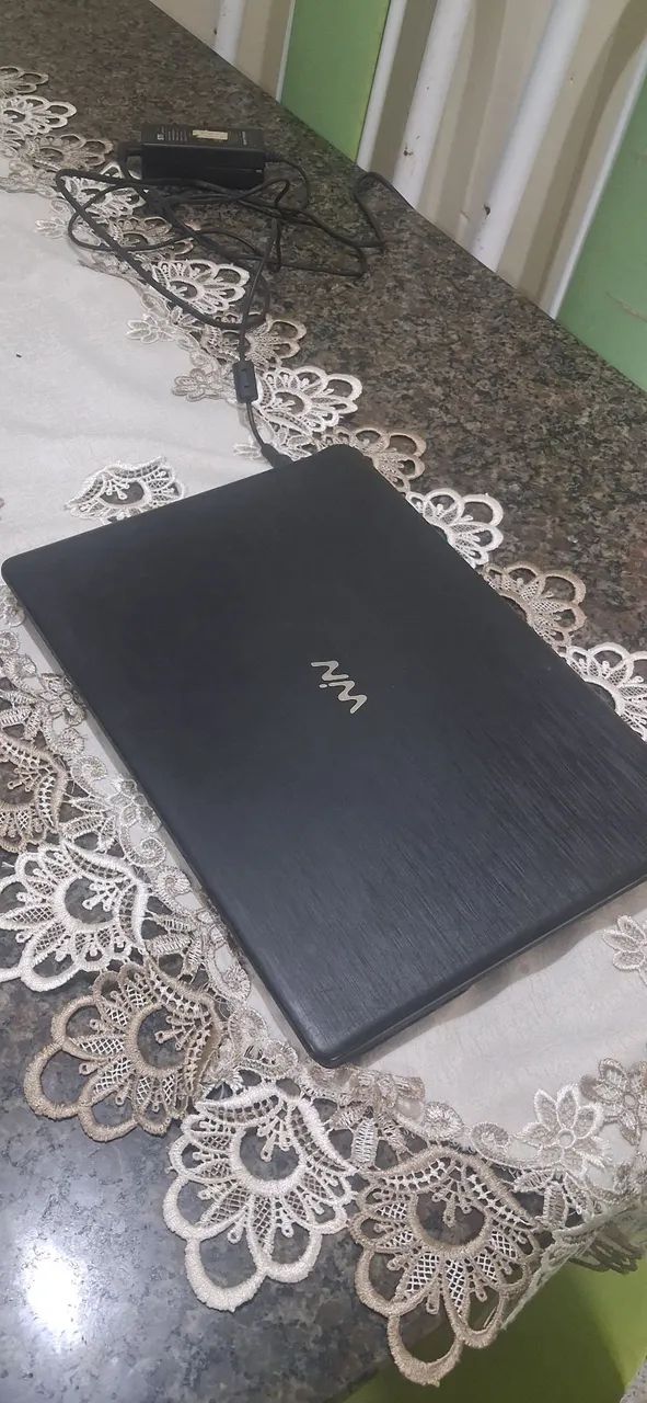 Notebook Processador i3 - 6gb de ram