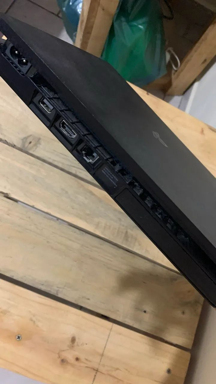 PlayStation 4 Completo com Controle e Cabos - Foto 4