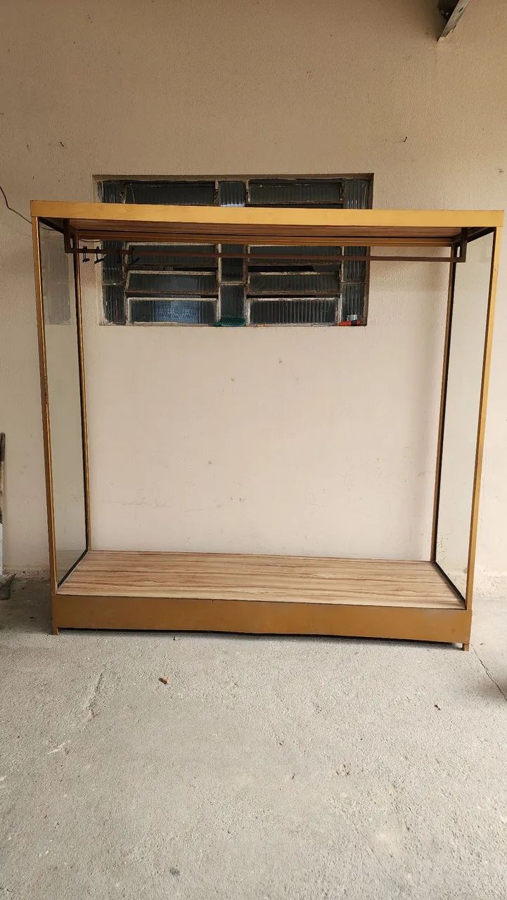 Arara de roupa 