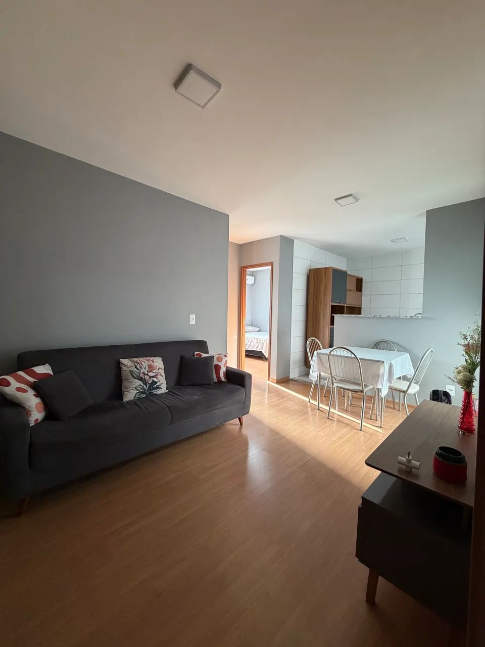APARTAMENTO MOBILIADO NO PORTAL DO SOL - Foto 2