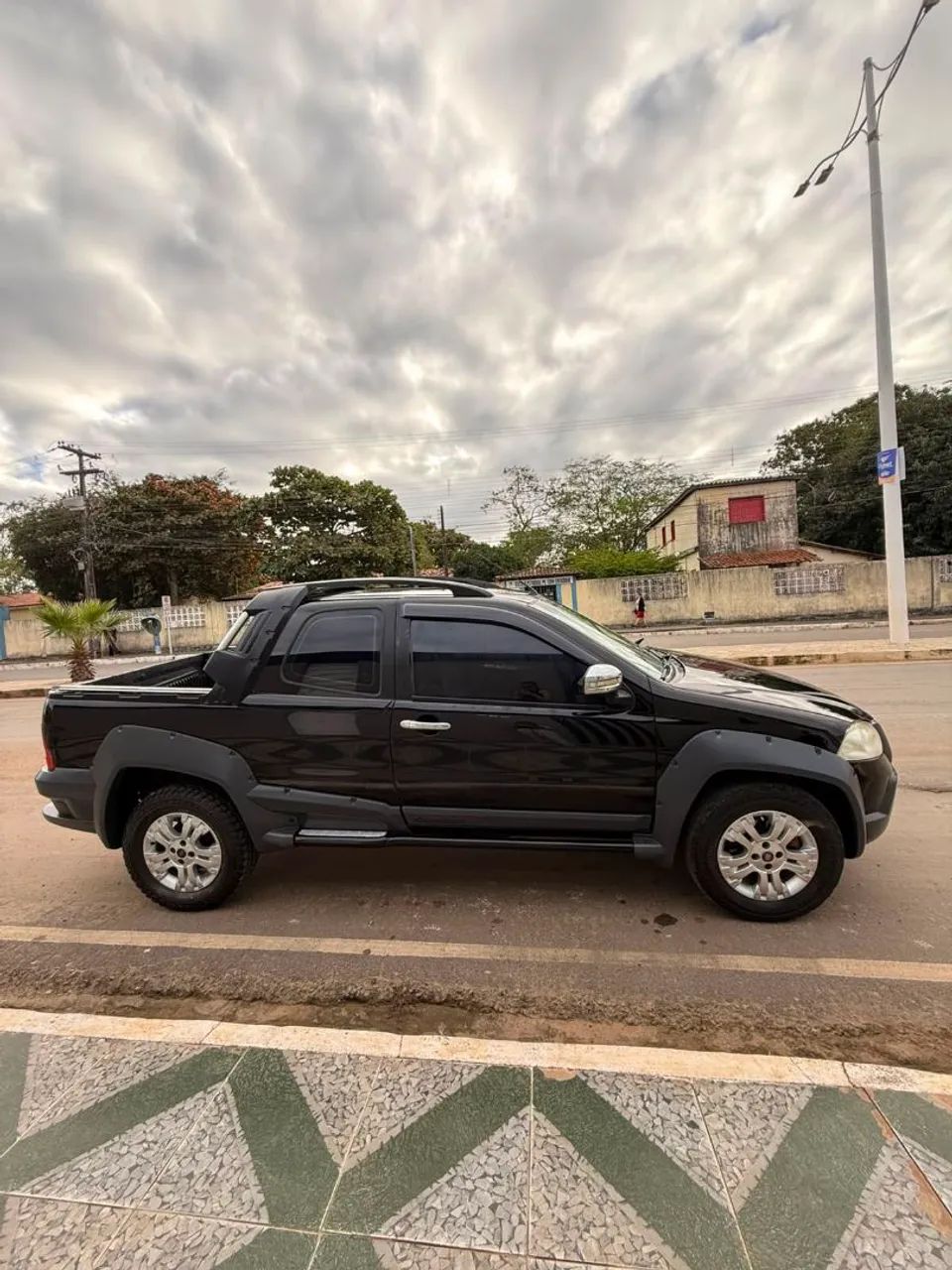 Fiat Strada Adventure1.8/ 1.8 Locker Flex CD 2010 - Foto 4