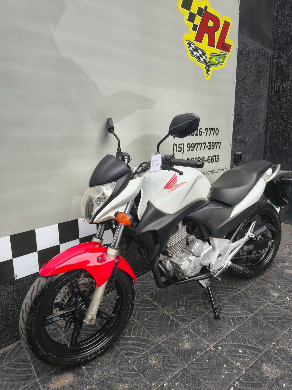 CB 300R 2012 - Foto 5