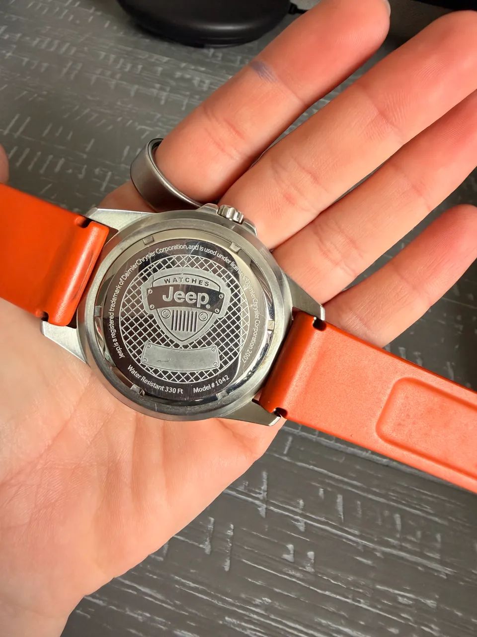 Relógio jeep pulseira de borracha laranja com bússola  - Foto 4