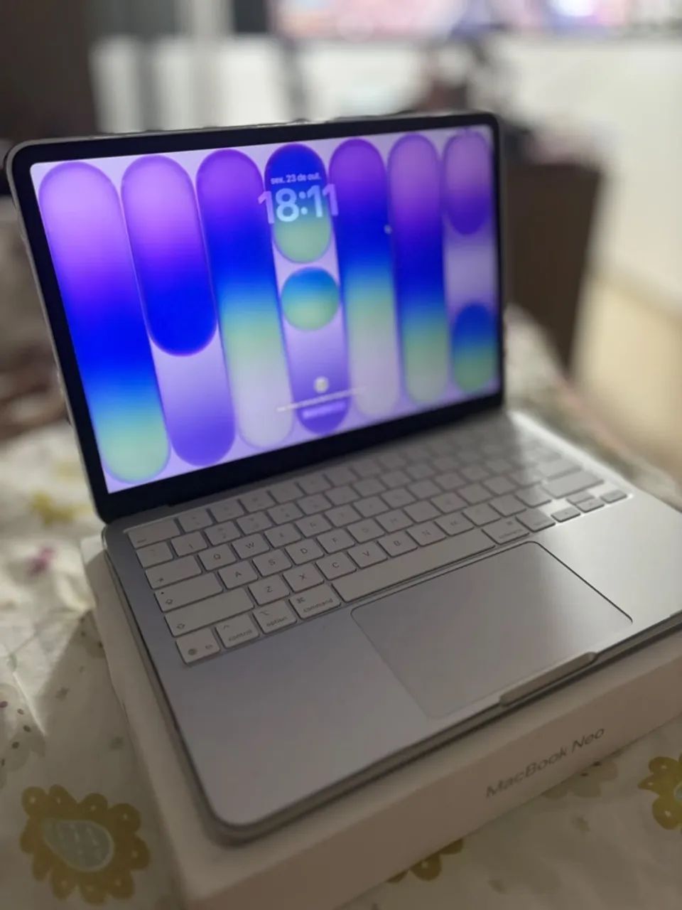 MACBOOK NEO 256GB