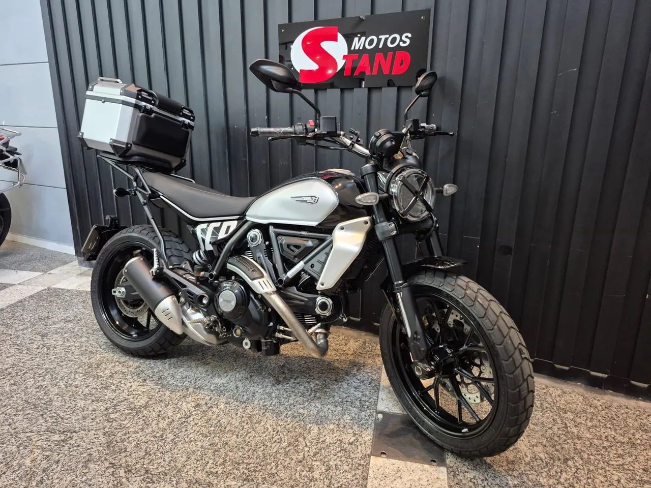 Ducati Sclamber  - Foto 3