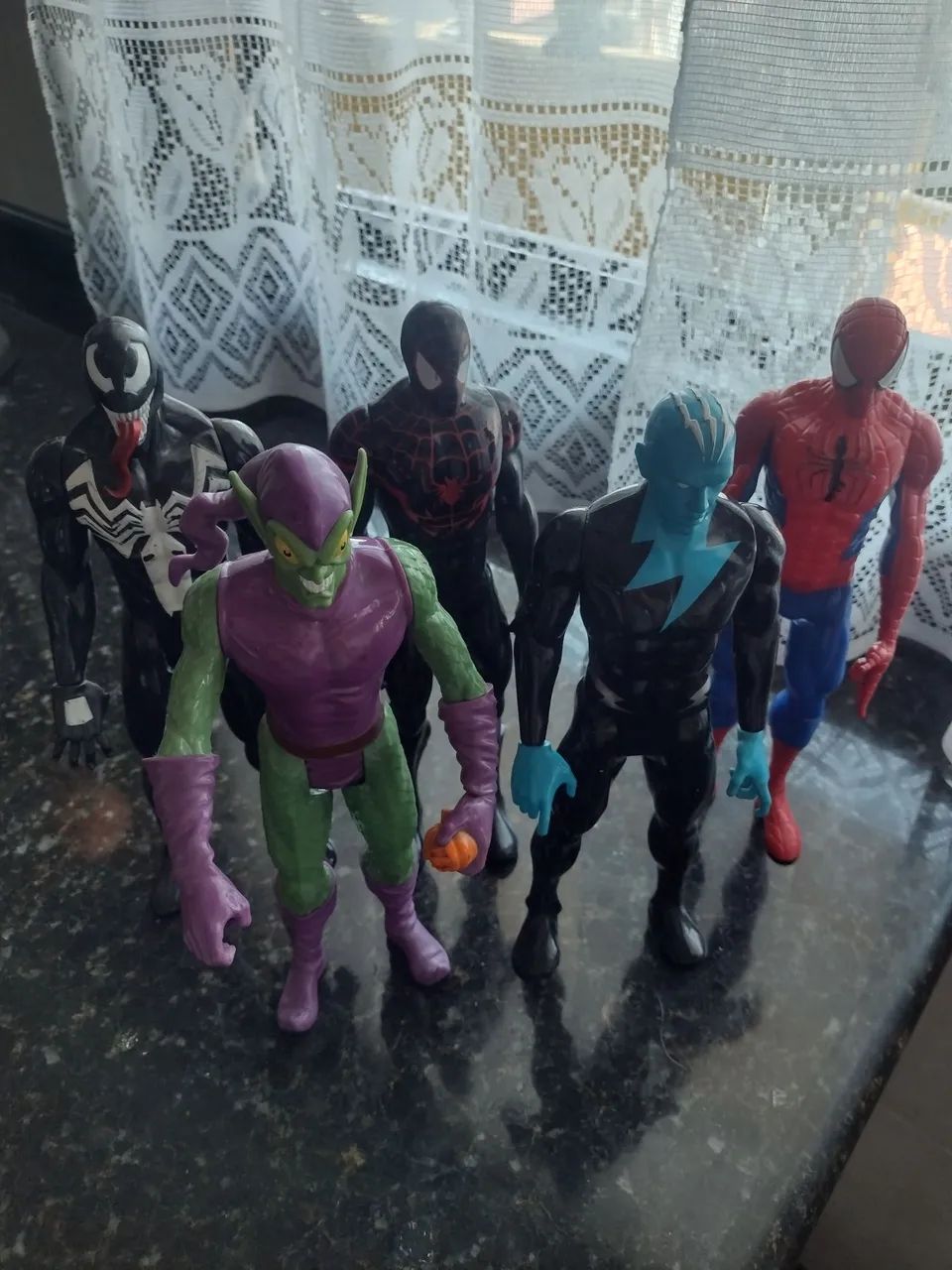 Bonecos homem aranha Marvel 