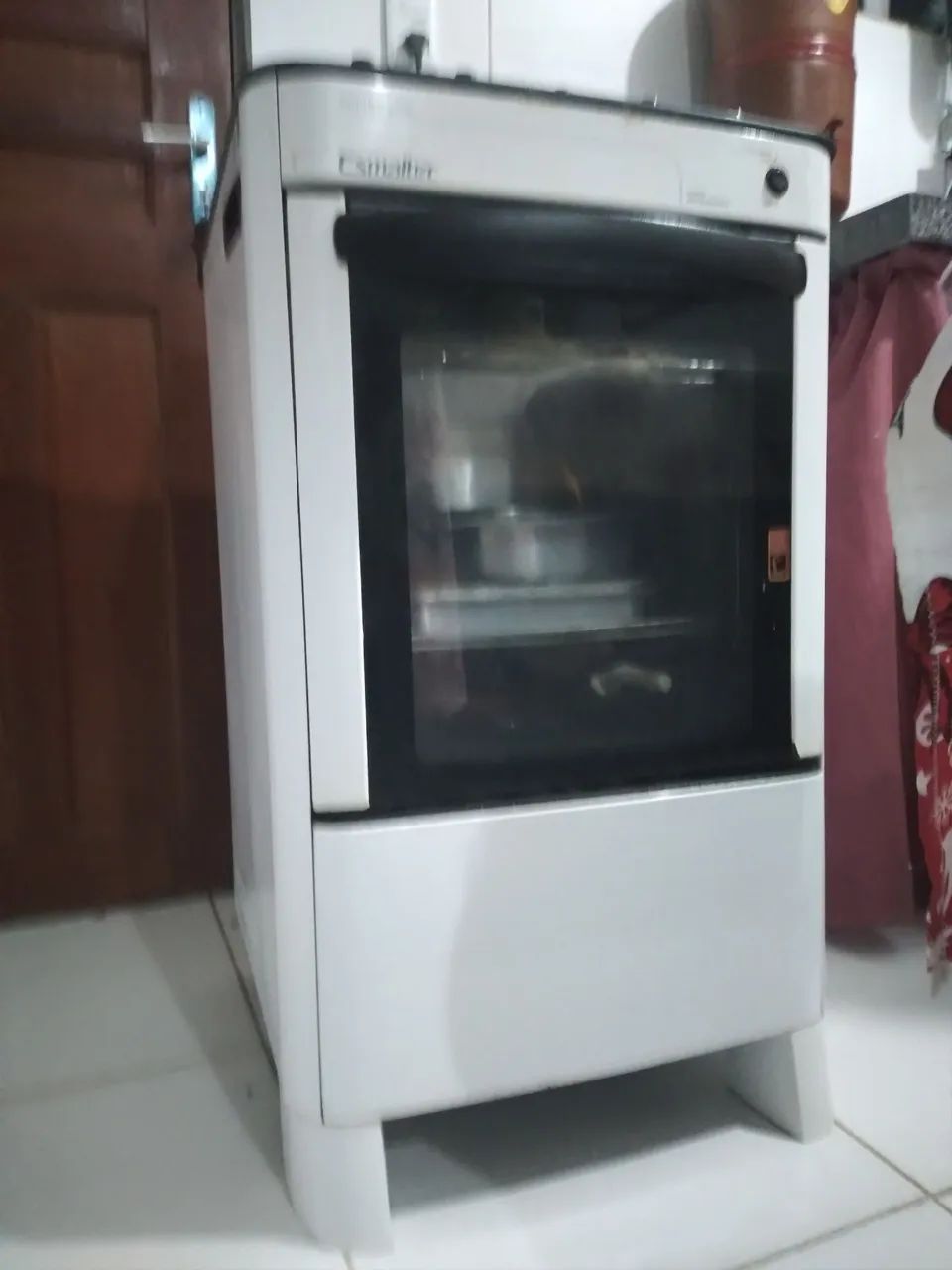 Fogão 4 bocas está funcionando perfeitamente 457$ - Foto 2