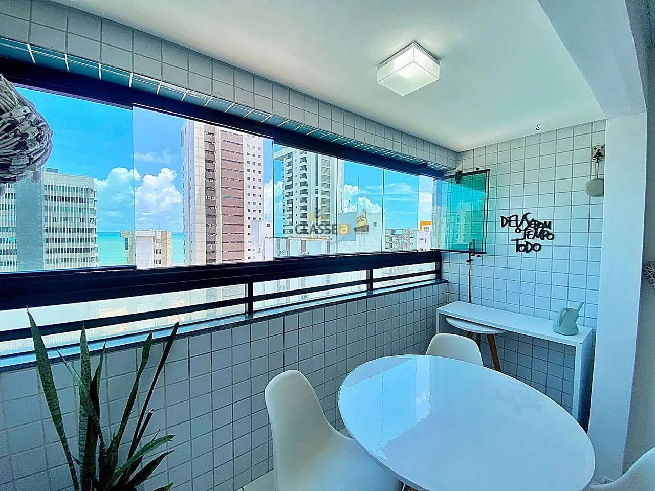 Apartamento Grande com Vista Mar e 2 vagas em Piedade