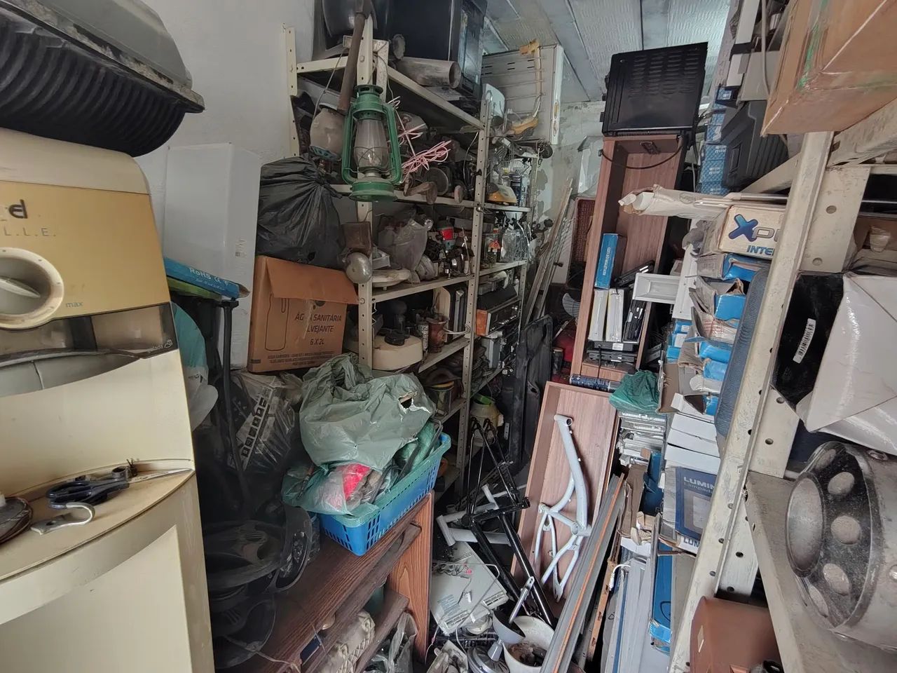PASSO DUAS GRANDES LOJAS COM GRANDE ACERVO DE MERCADORIAS EM GERAL TIPO, ELETRO ELETRONICO - Foto 5