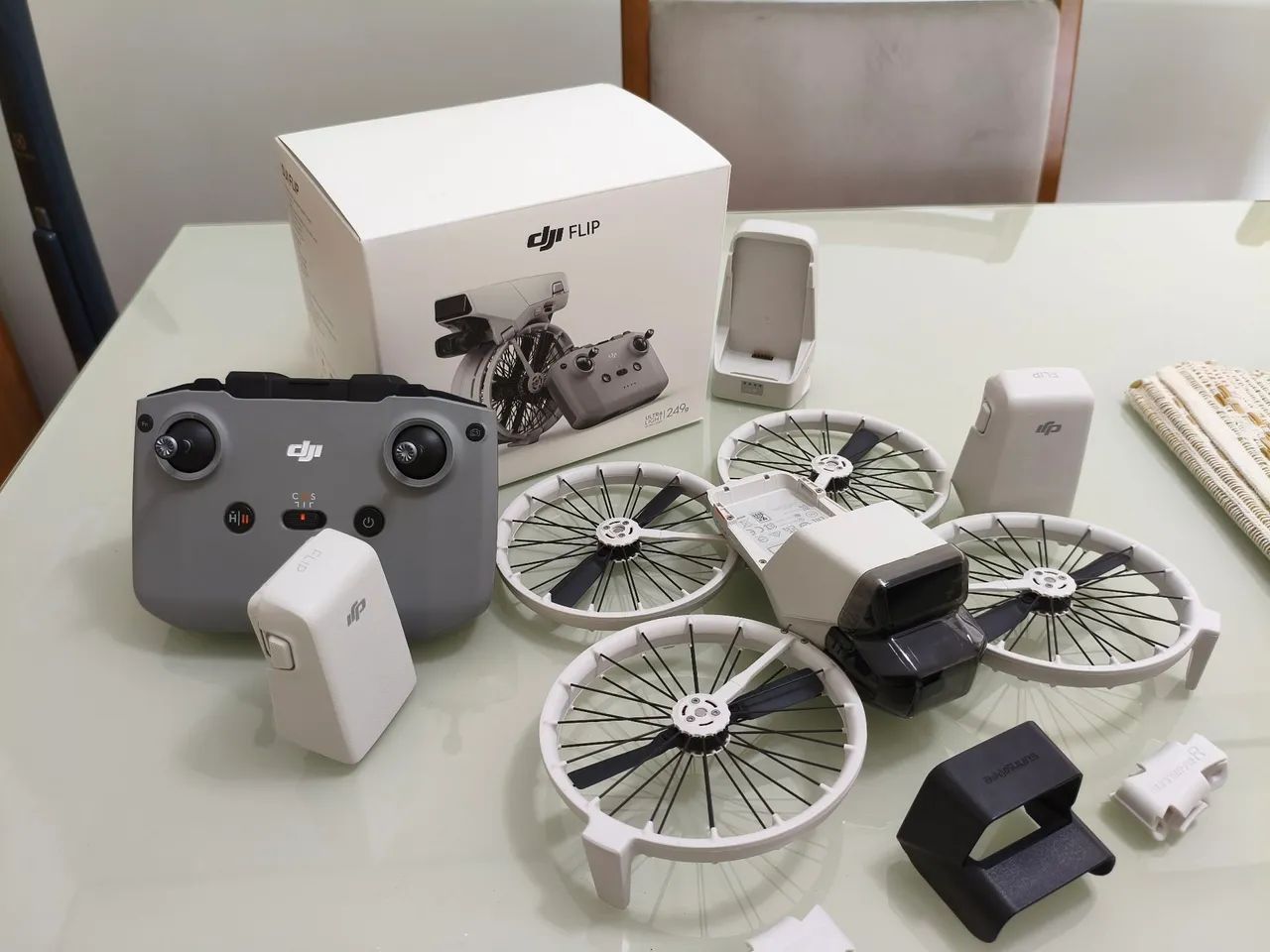 DJI Flip, (2 baterias) - Foto 3
