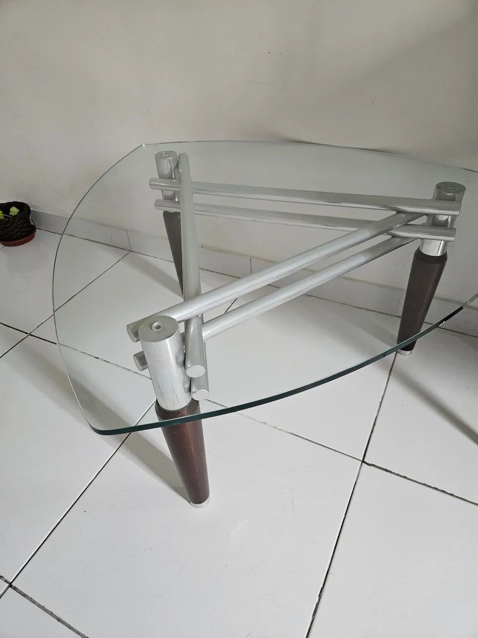 Mesa de centro com tampão de vidro - Foto 3