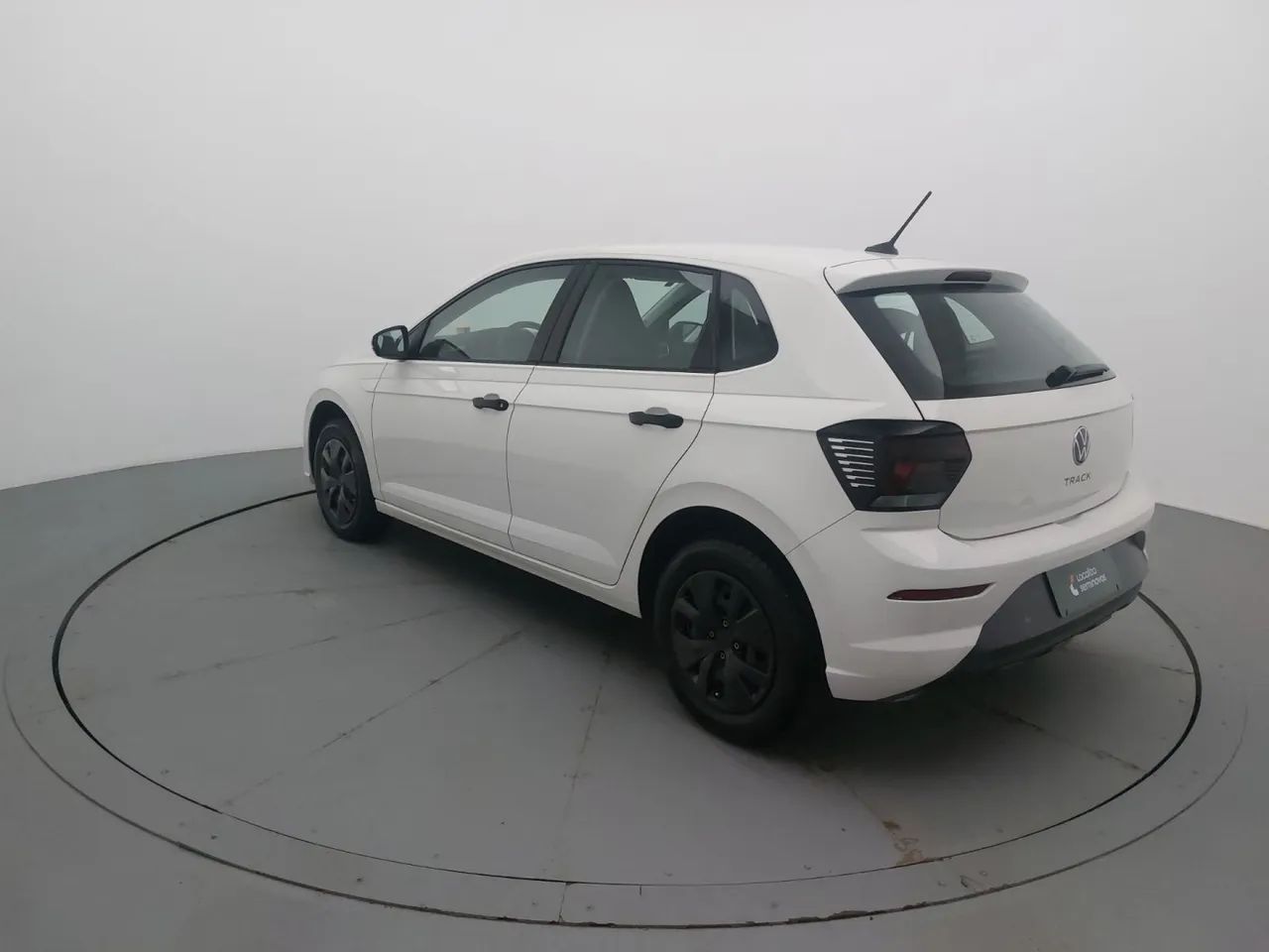 Volkswagen Polo Track 1.0 Flex 12V 5p, foto 3 de 18