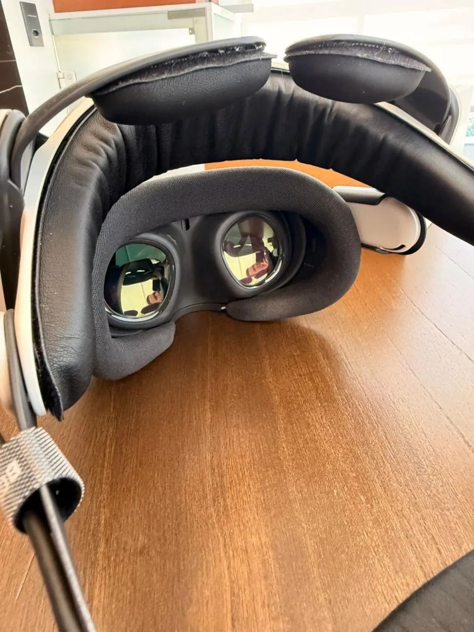 Meta Quest 3 , 512 gb 4k branco com joysticks e boboVR S3 pro