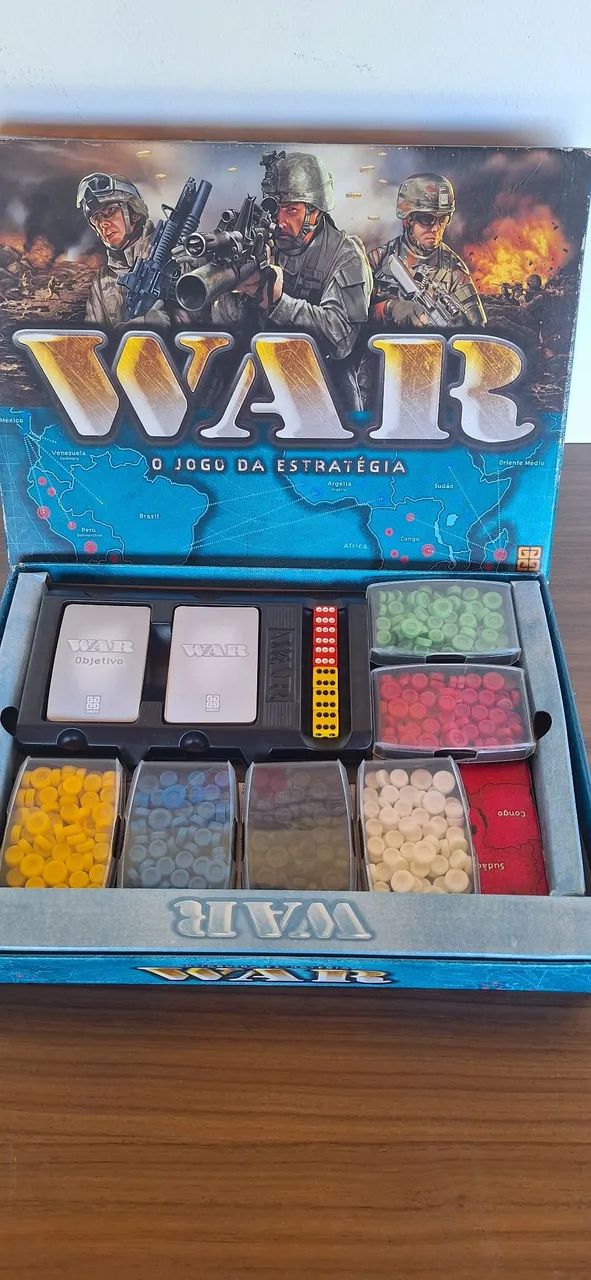 Jogo tabuleiro war + detetive - Foto 3