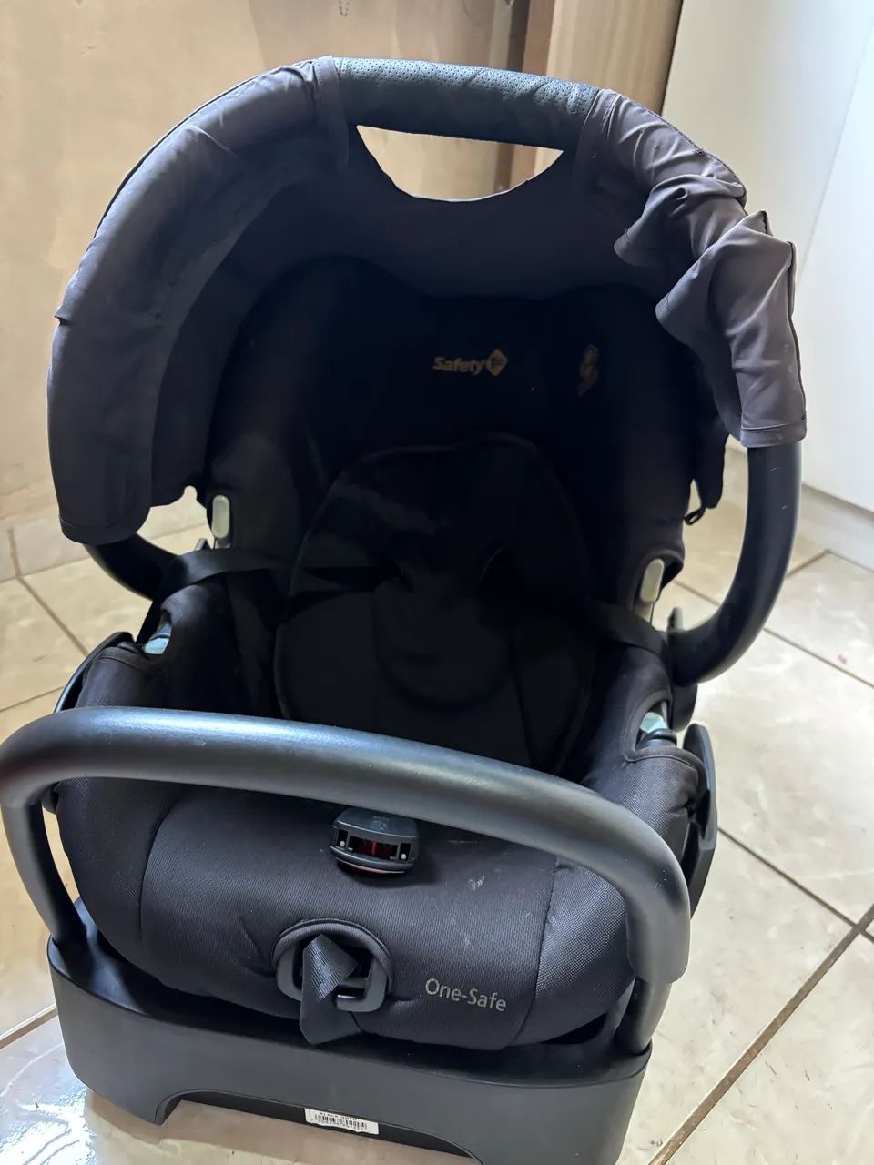 Carrinho de bebê + Moisés + Cadeirinha de carro Safety 1