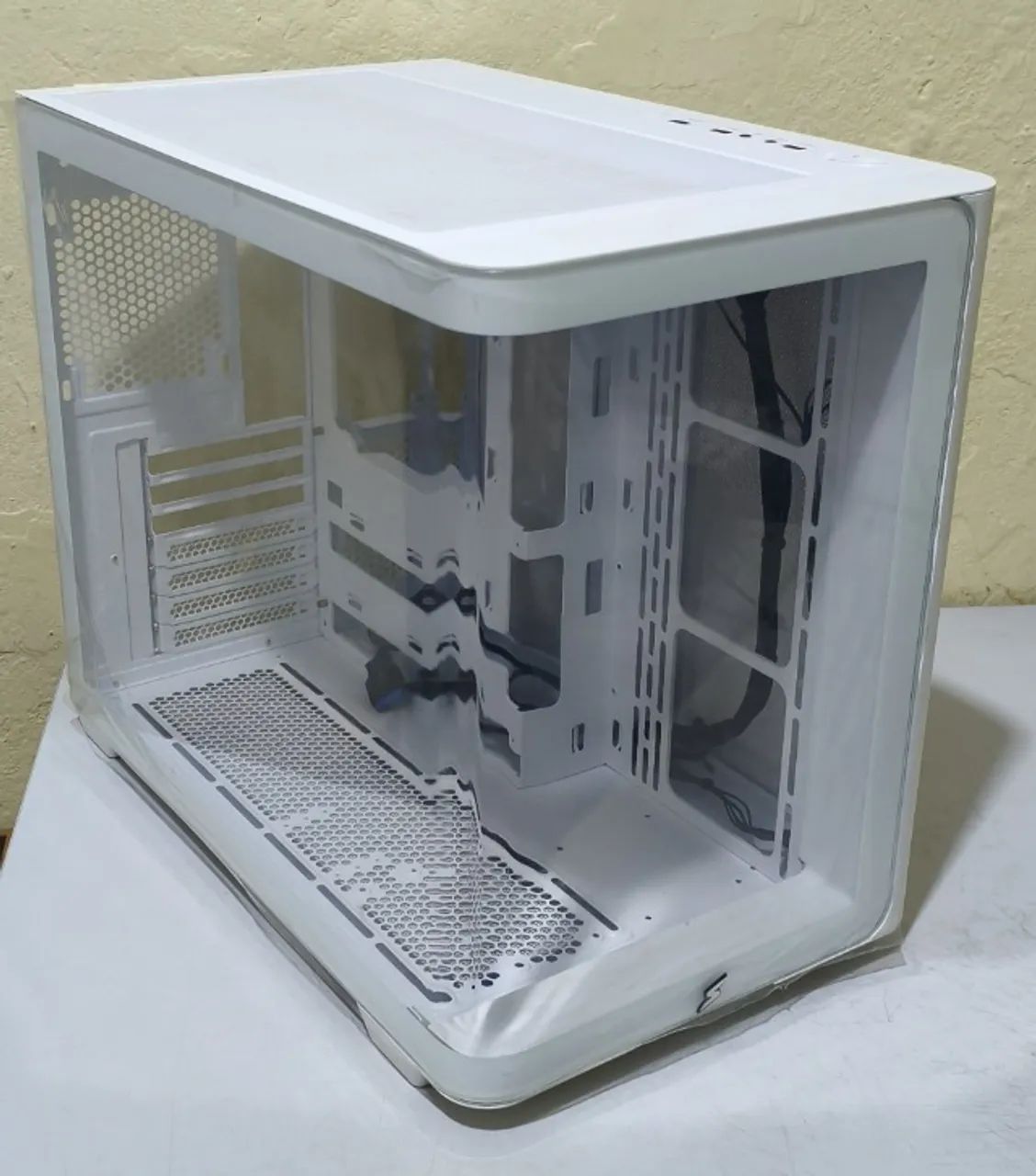 Gabinete SuperFrame Power Cube Cristal White