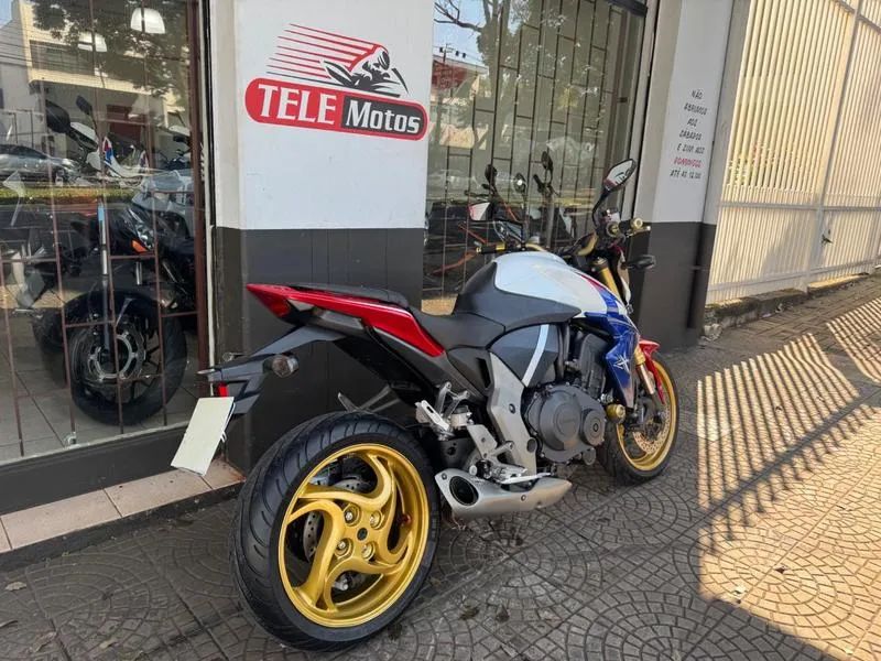HONDA CB 1000R 2013 - Foto 5