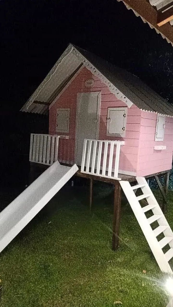 Casinha de boneca elevada Madeira Tratada Autoclavado  - Foto 5